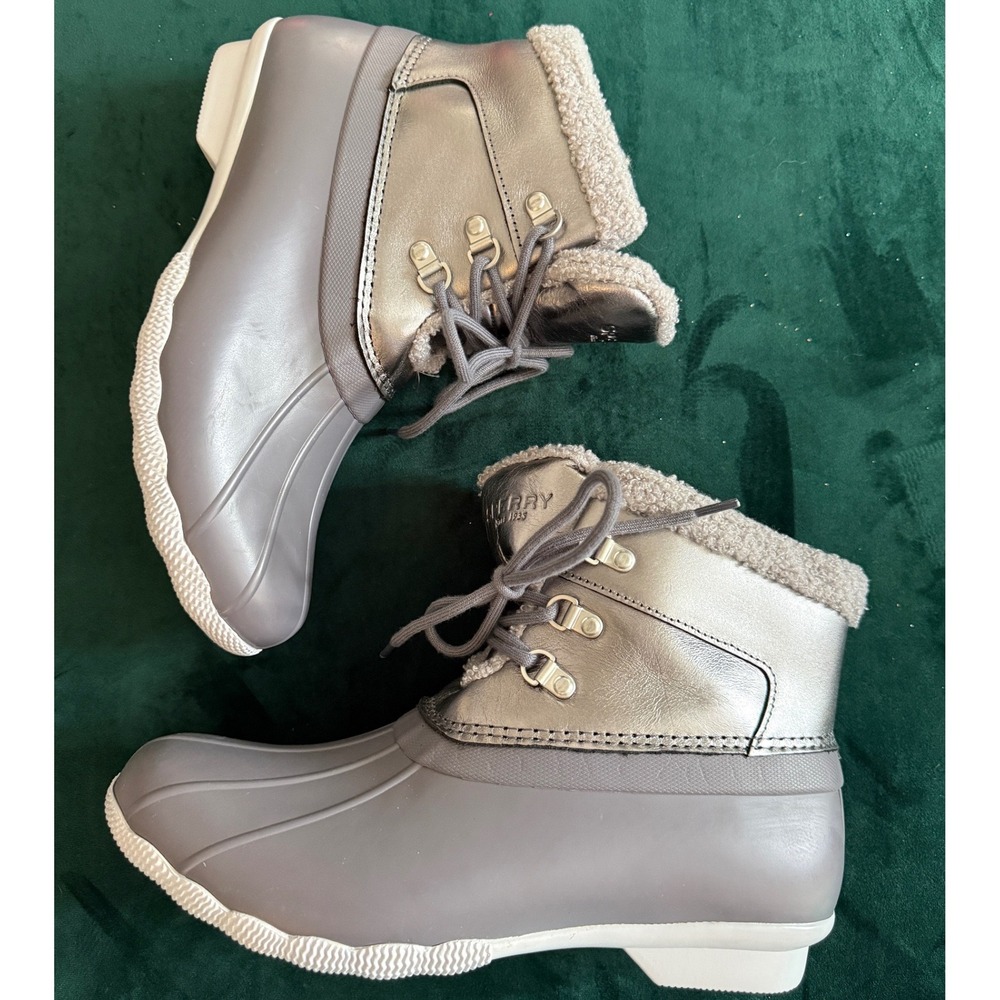 Sperry Womens Saltwater Metallic Duck Boots Grey Silver STS86692